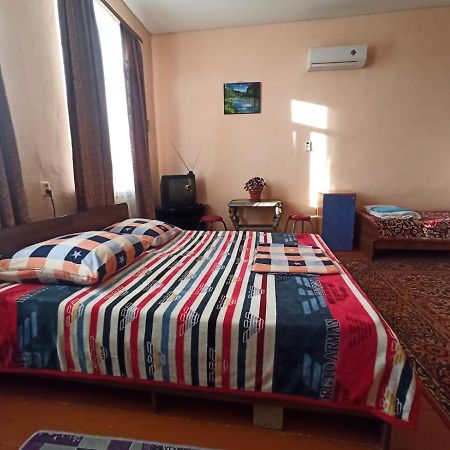סוקהום Guest House Anna מראה חיצוני תמונה