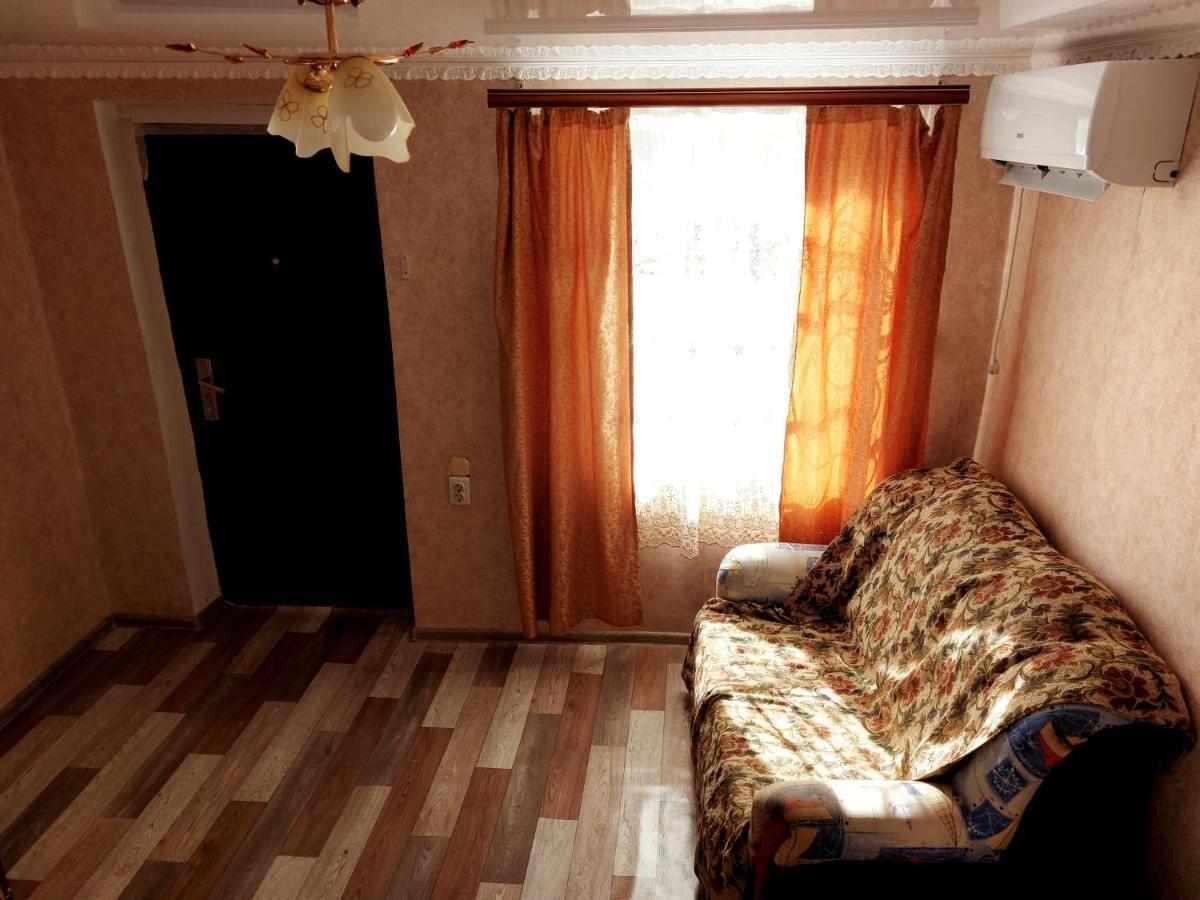 סוקהום Guest House Anna מראה חיצוני תמונה