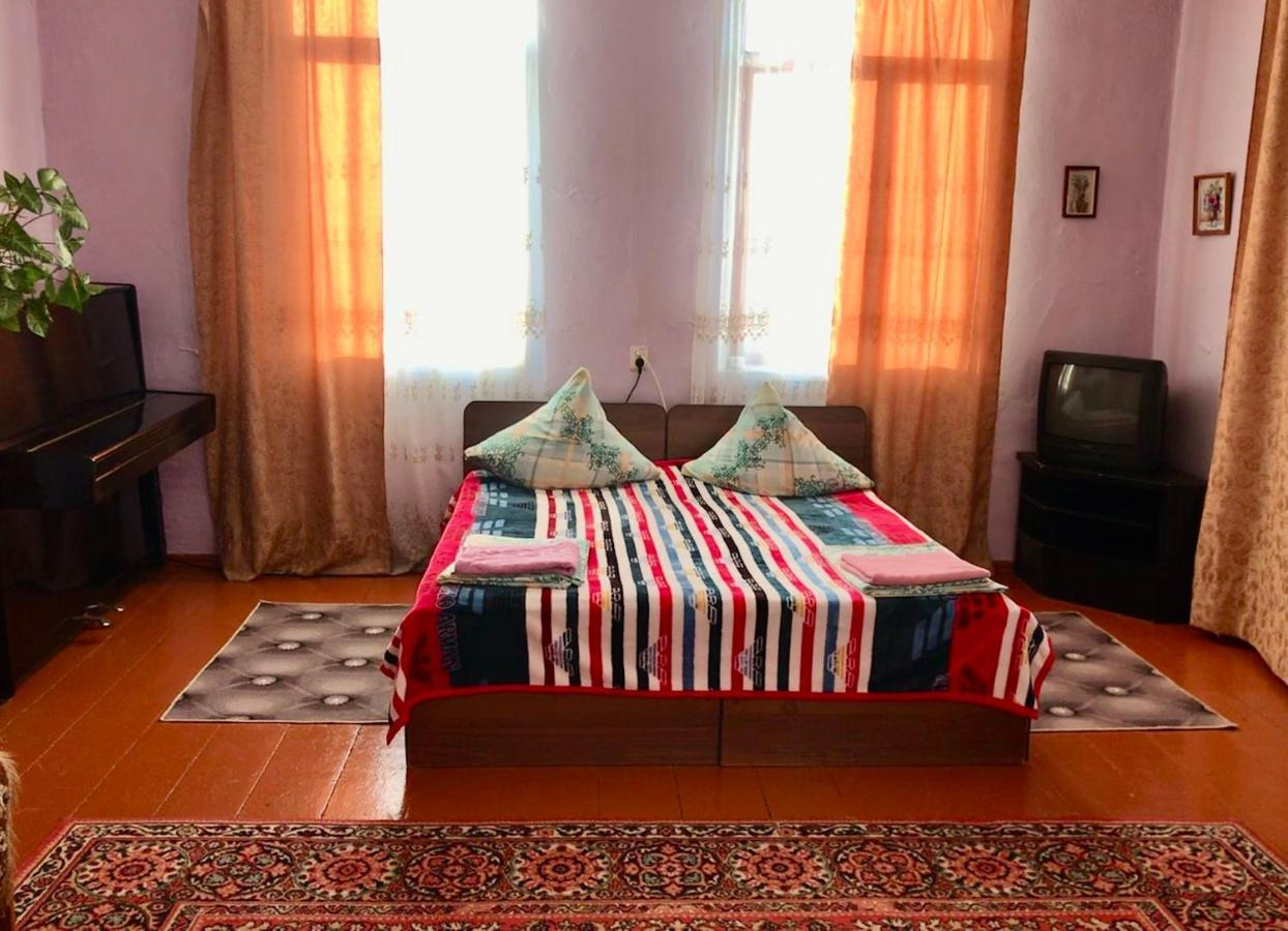 סוקהום Guest House Anna מראה חיצוני תמונה