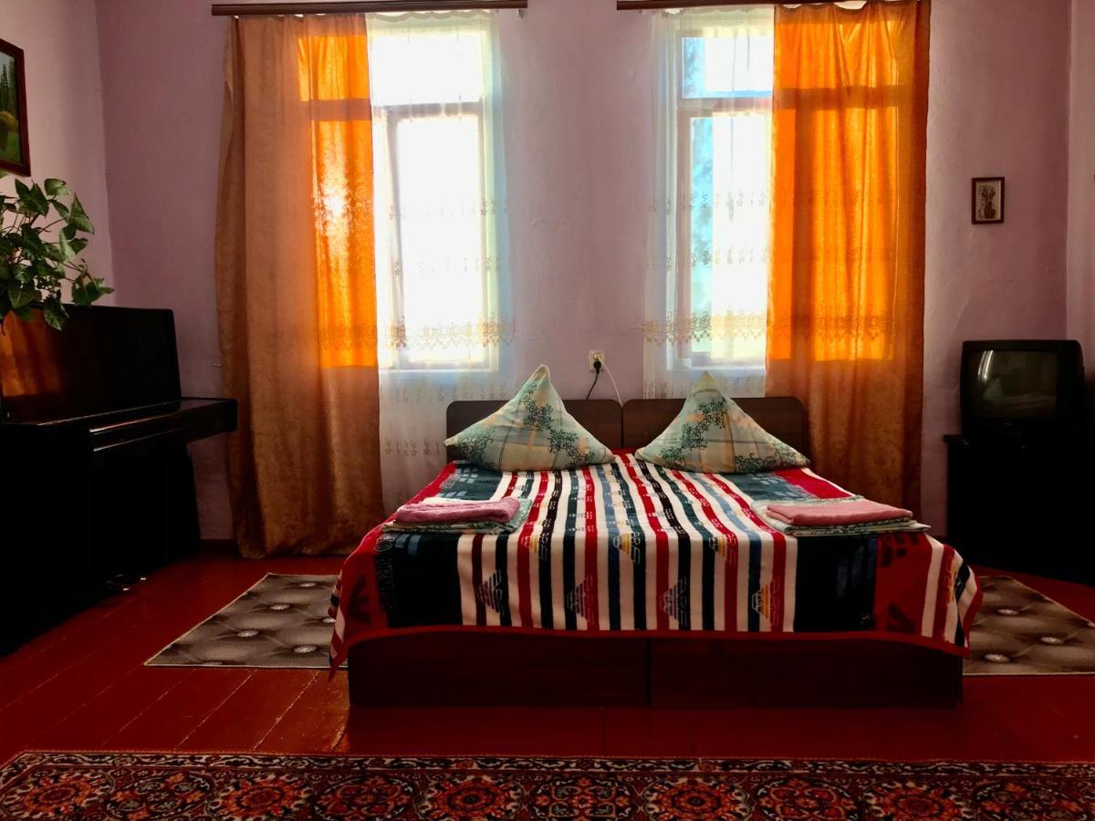 סוקהום Guest House Anna מראה חיצוני תמונה