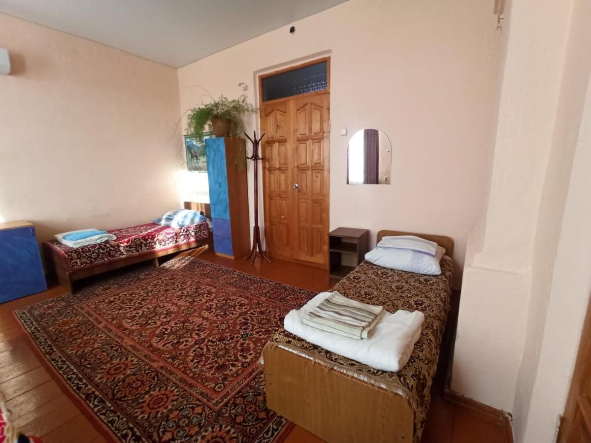 סוקהום Guest House Anna מראה חיצוני תמונה