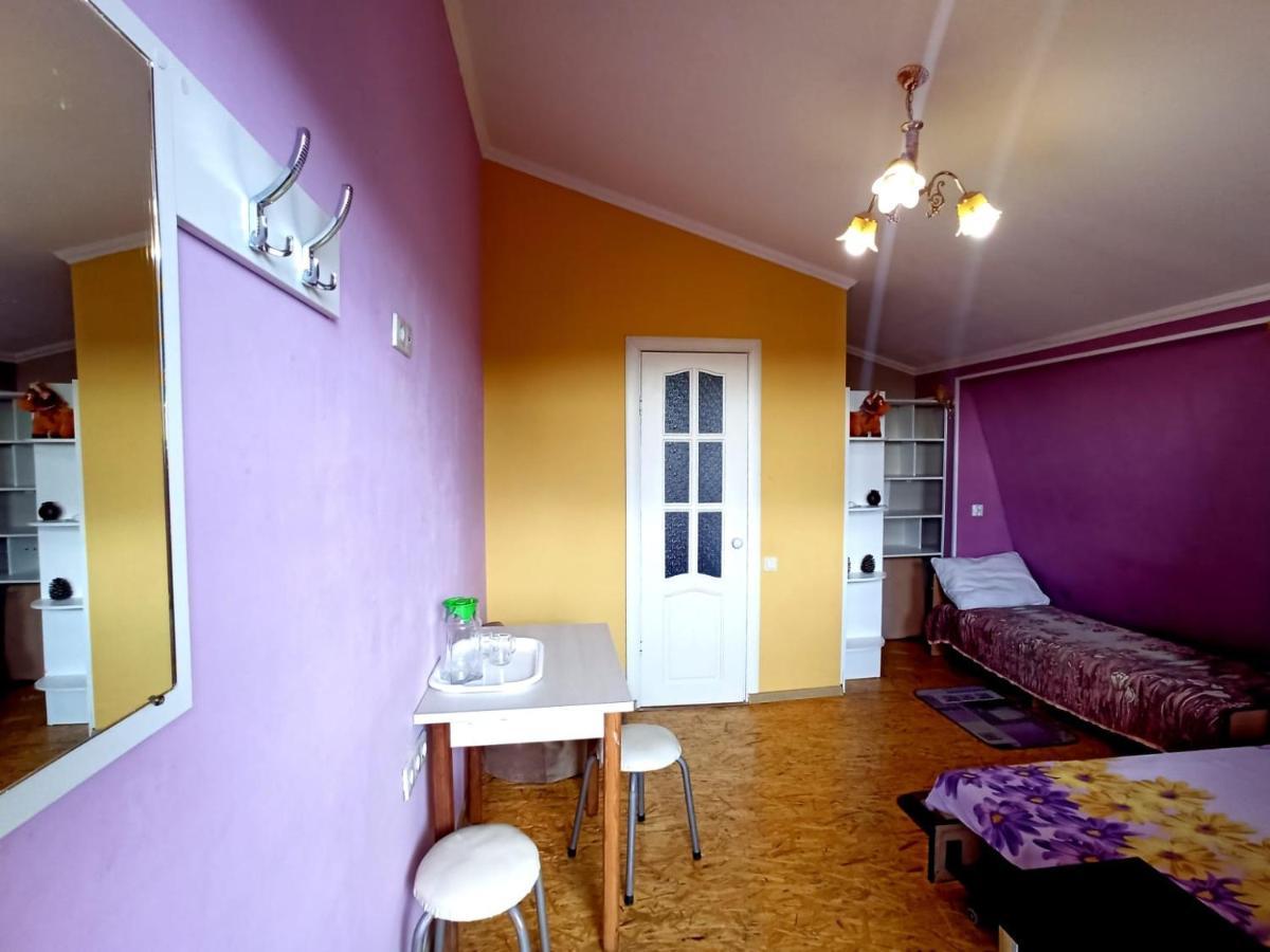 סוקהום Guest House Anna מראה חיצוני תמונה