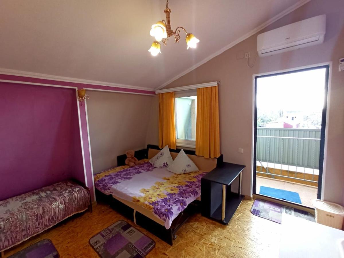 סוקהום Guest House Anna מראה חיצוני תמונה