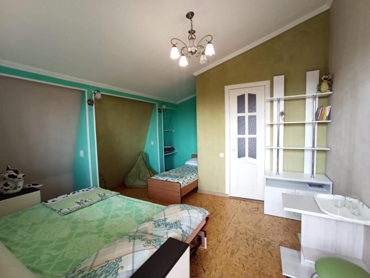 סוקהום Guest House Anna מראה חיצוני תמונה