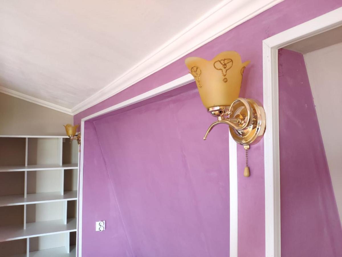 סוקהום Guest House Anna מראה חיצוני תמונה